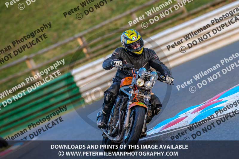 PJM Wedding Photography;enduro digital images;event digital images;eventdigitalimages;mallory park;mallory park photographs;mallory park trackday;mallory park trackday photographs;no limits trackdays;peter wileman photography;racing digital images;trackday digital images;trackday photos